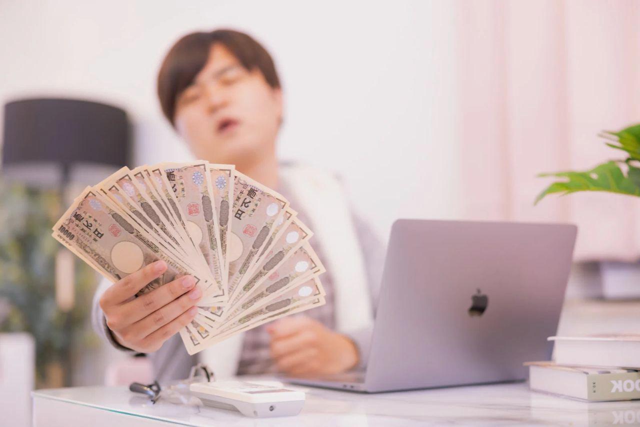 noteを中心に複数の副業収入を構築するイメージ