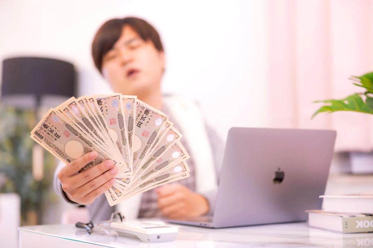 noteで継続的に価値ある情報を届けて収益化するまとめイメージ