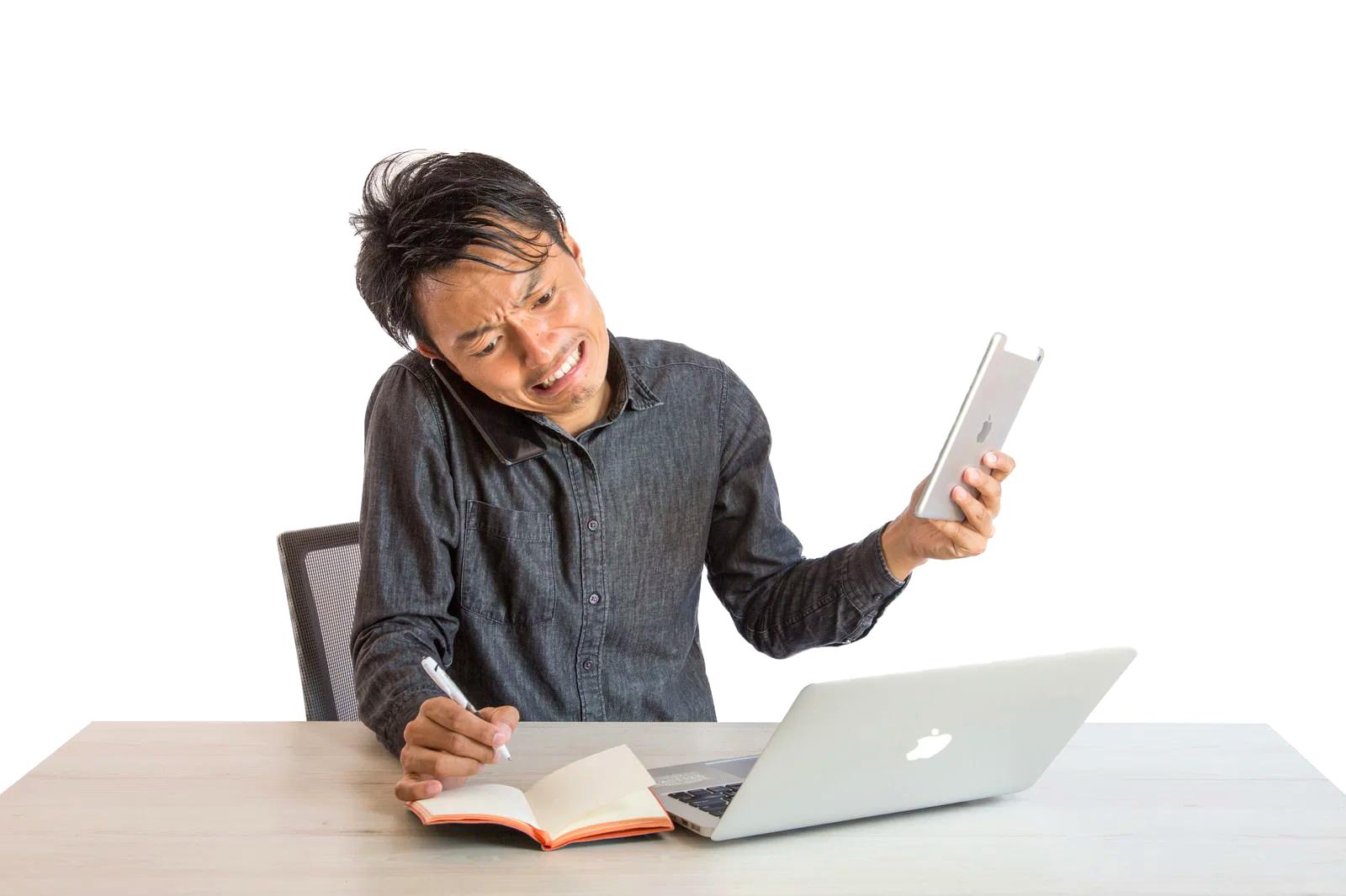 Webデザイン作業で高性能なパソコンが必要になる理由を解説するイメージ