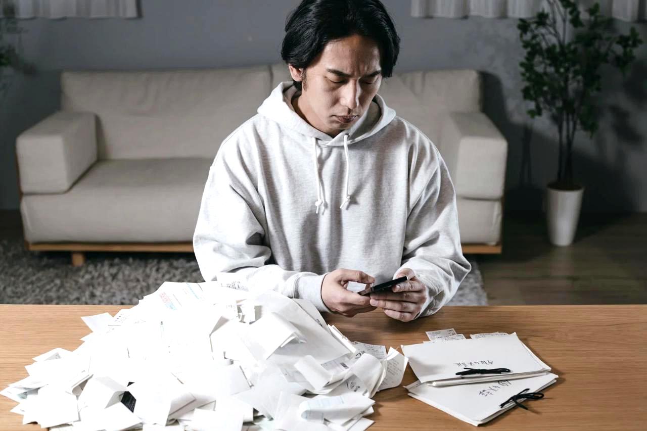 メルカリでハンドメイド商品を出品するスマホ画面