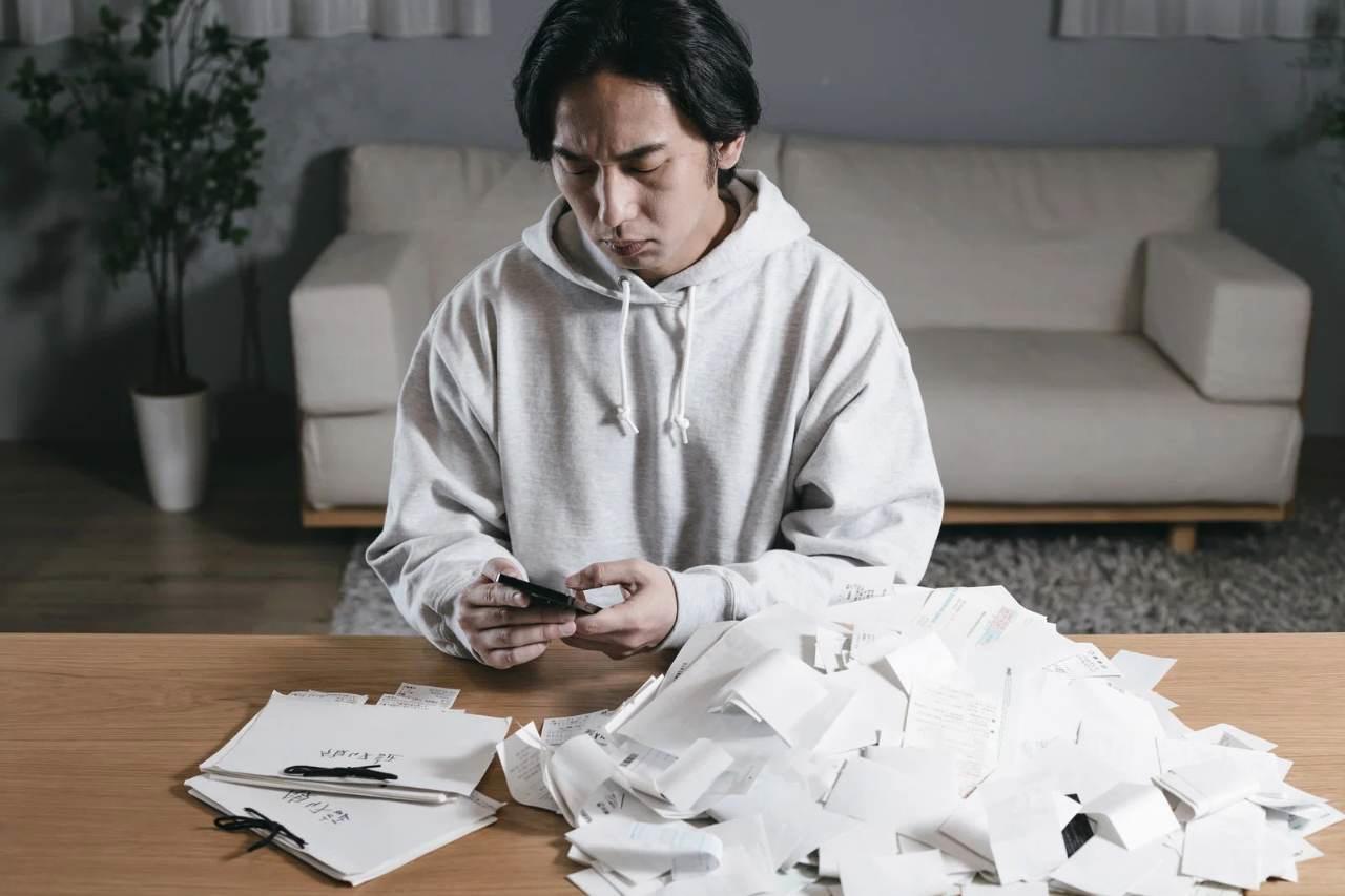 タイミー利用時の注意点を確認するスマホ画面