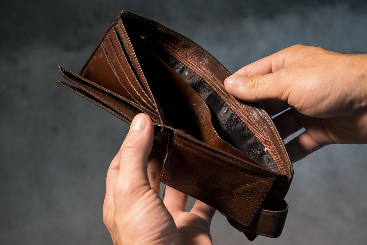 オンライン相談サービスの料金設定を考えるイメージ